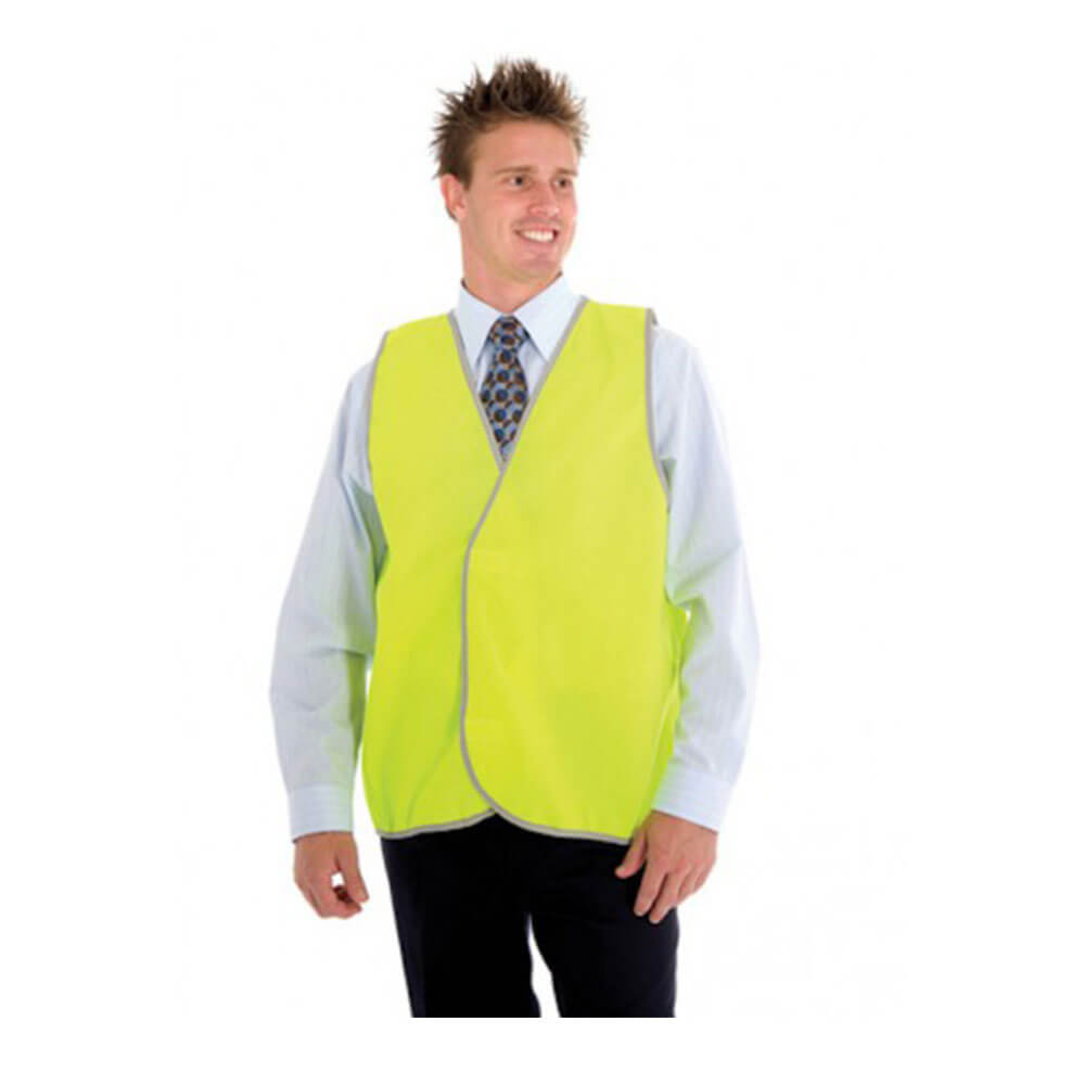 Les zions utilisent le gilet de sécurité (jaune fluor)